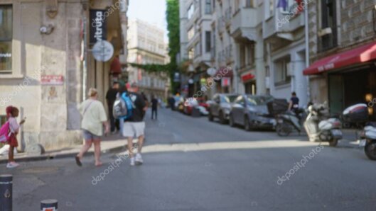 Collage di insegne, vetrine e decorazioni per automezzi realizzate da MB Pubblicità